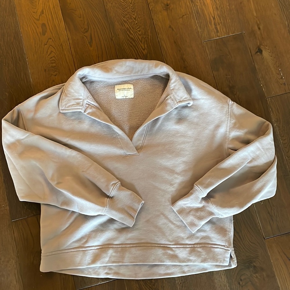 A&F Soft AF grey cropped polo sweatshirt